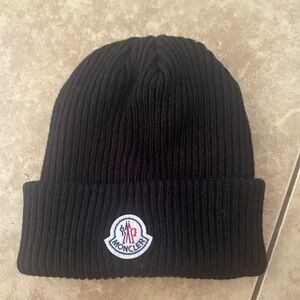 Moncler Beanie Black